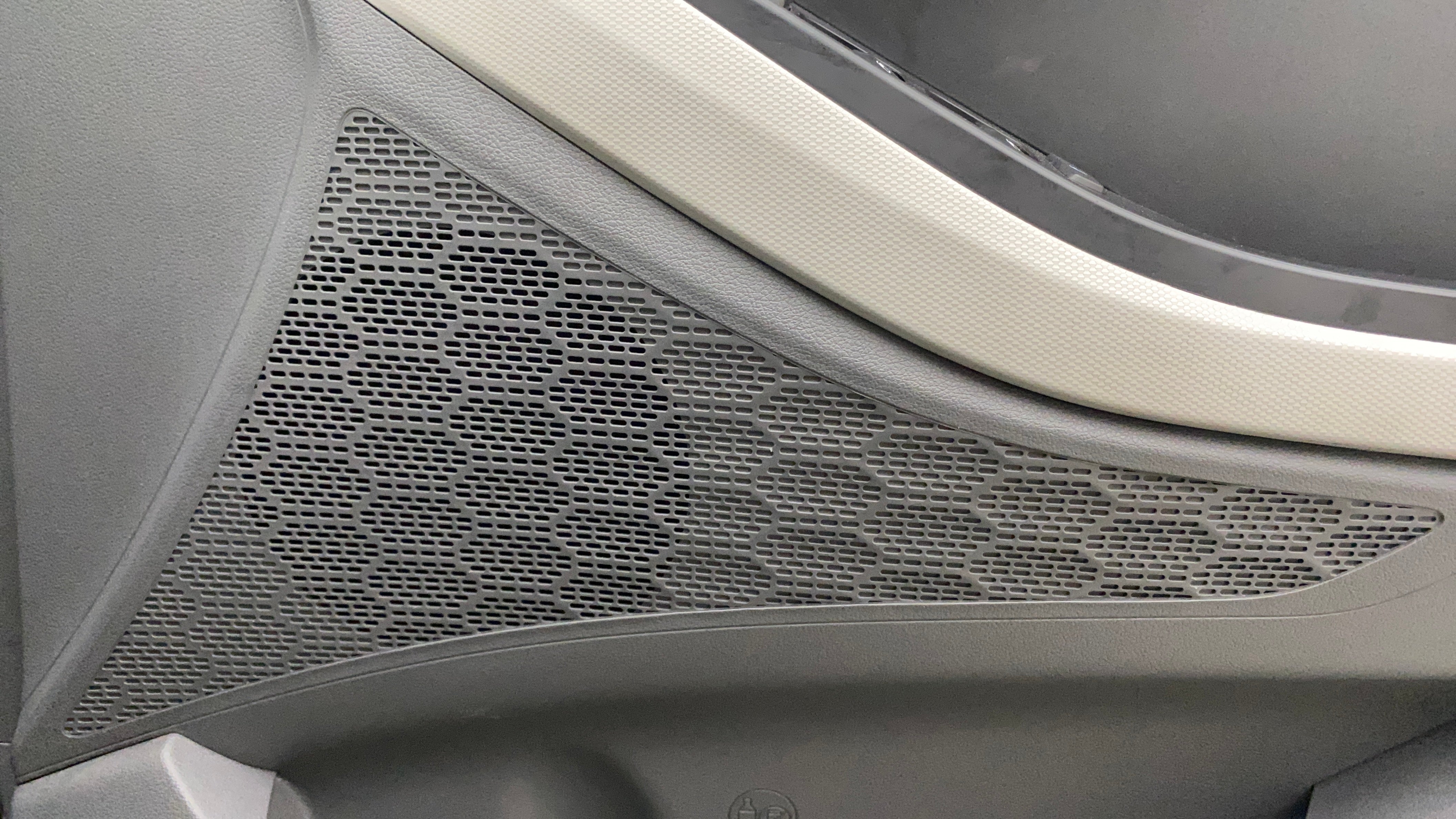 Door speaker grille of a Hyundai Creta