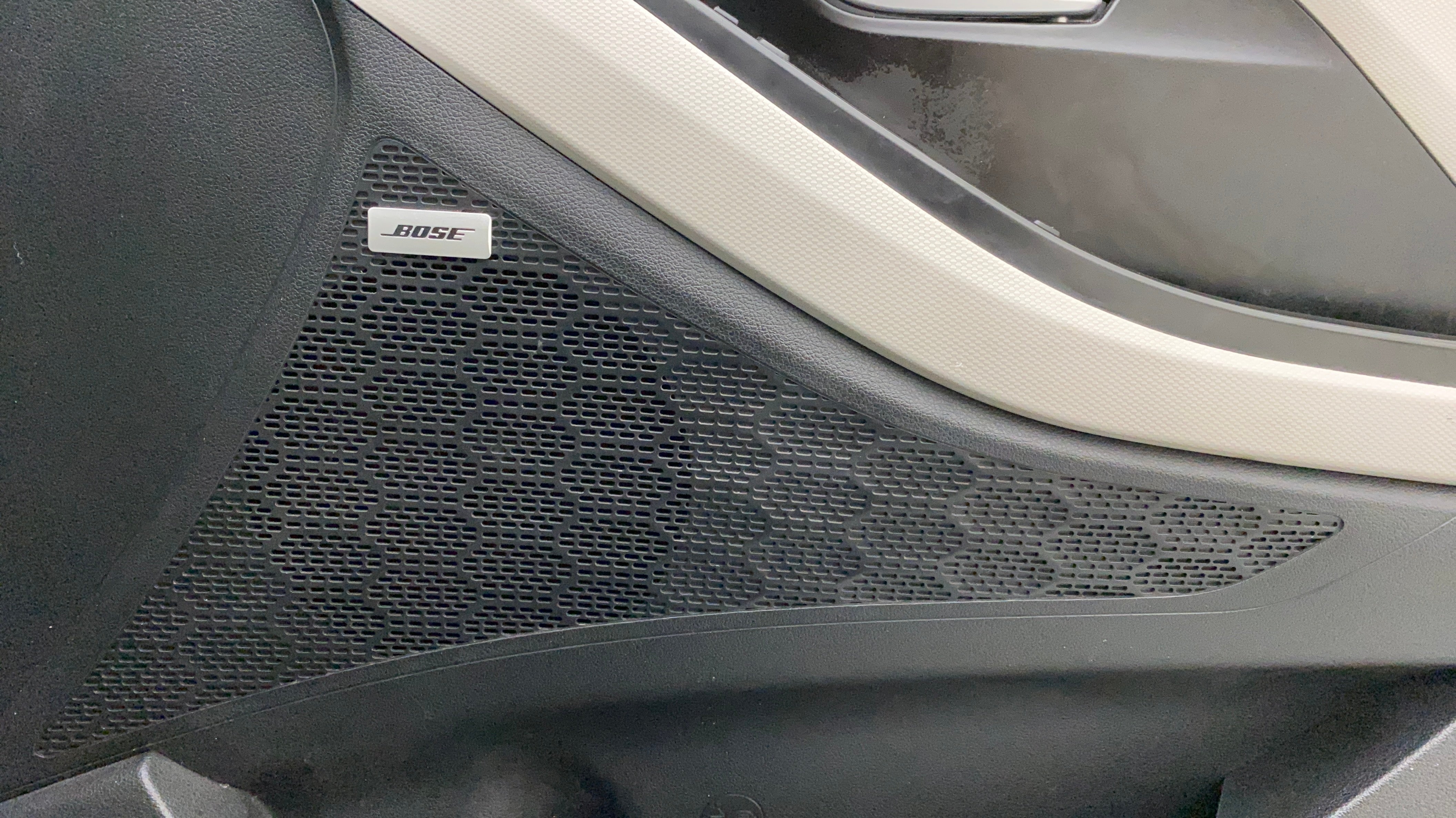 Speaker grille view of a Hyundai Creta 2018-2023