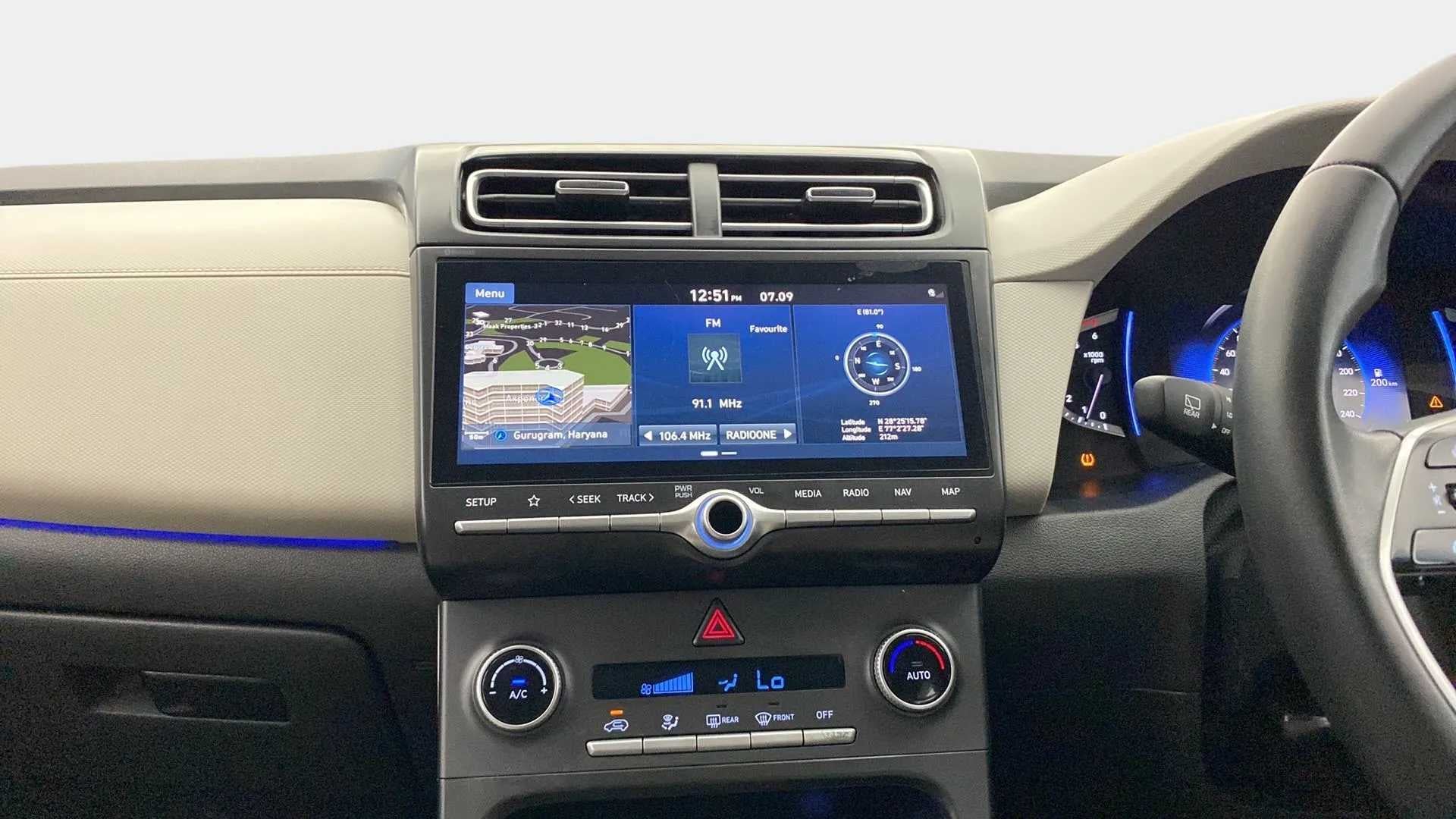 Dashboard and infotainment system of a Hyundai Creta 2018-2023