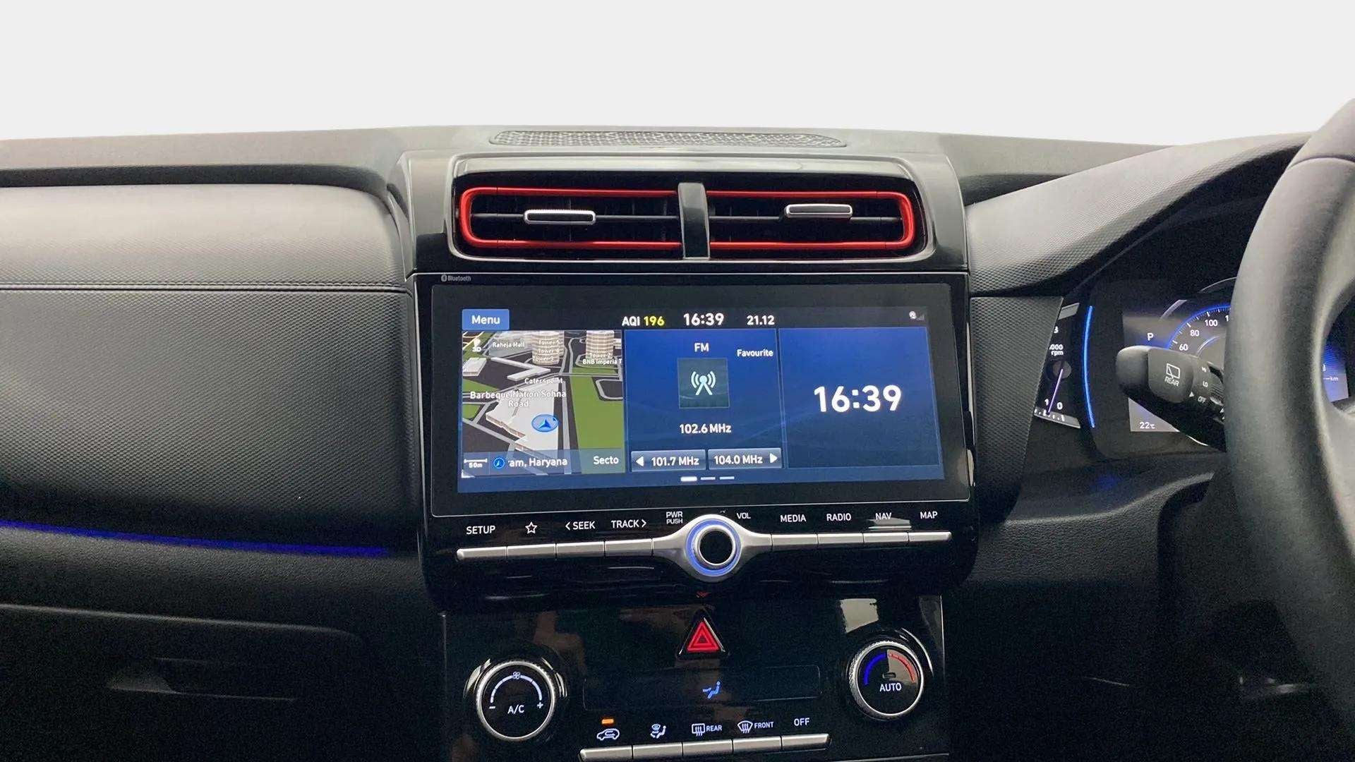 Dashboard and infotainment system of a Hyundai Creta 2018-2023