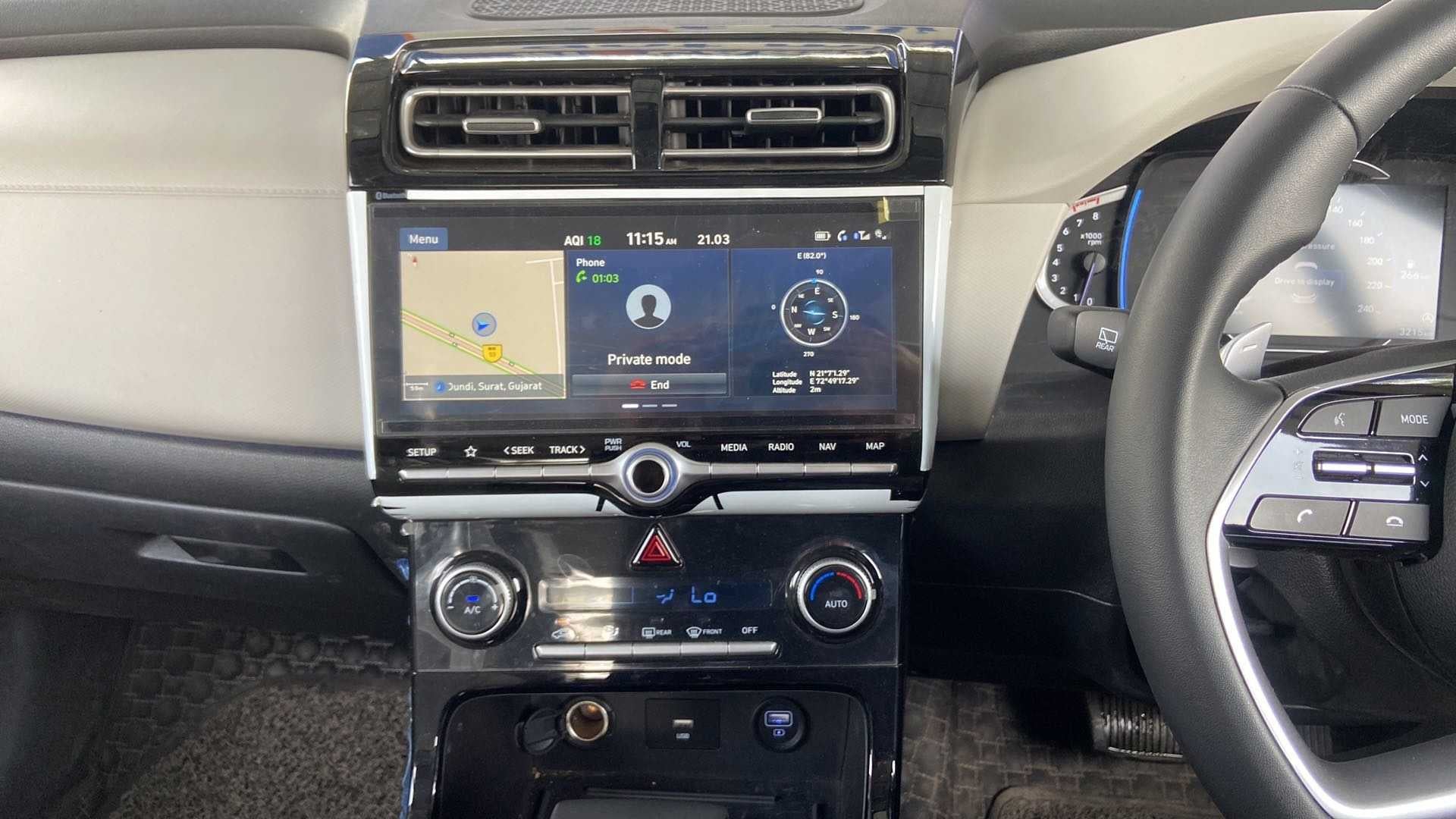 Dashboard and infotainment system of a Hyundai Creta 2018-2023