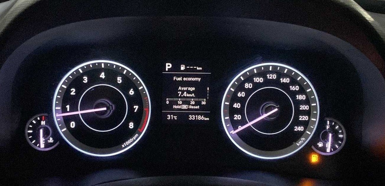 Instrument cluster of a Hyundai Creta 2018-2023