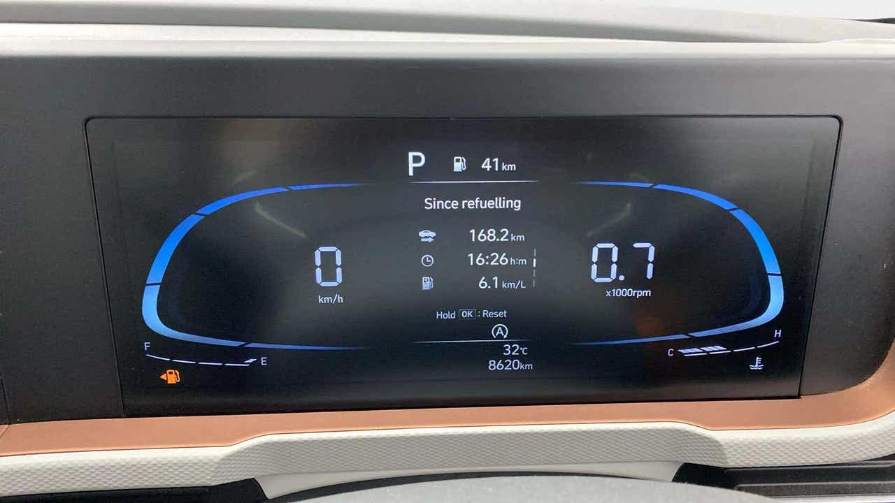 Instrument cluster display of a Hyundai Creta