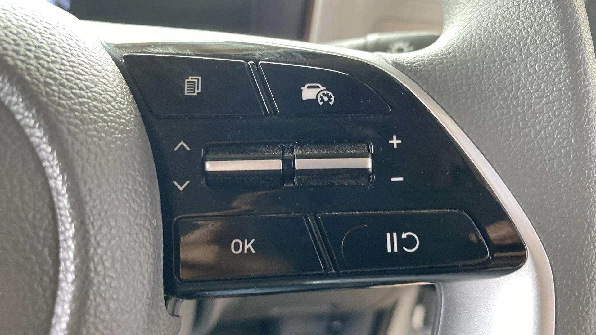 Steering wheel cruise control buttons of a Hyundai Creta