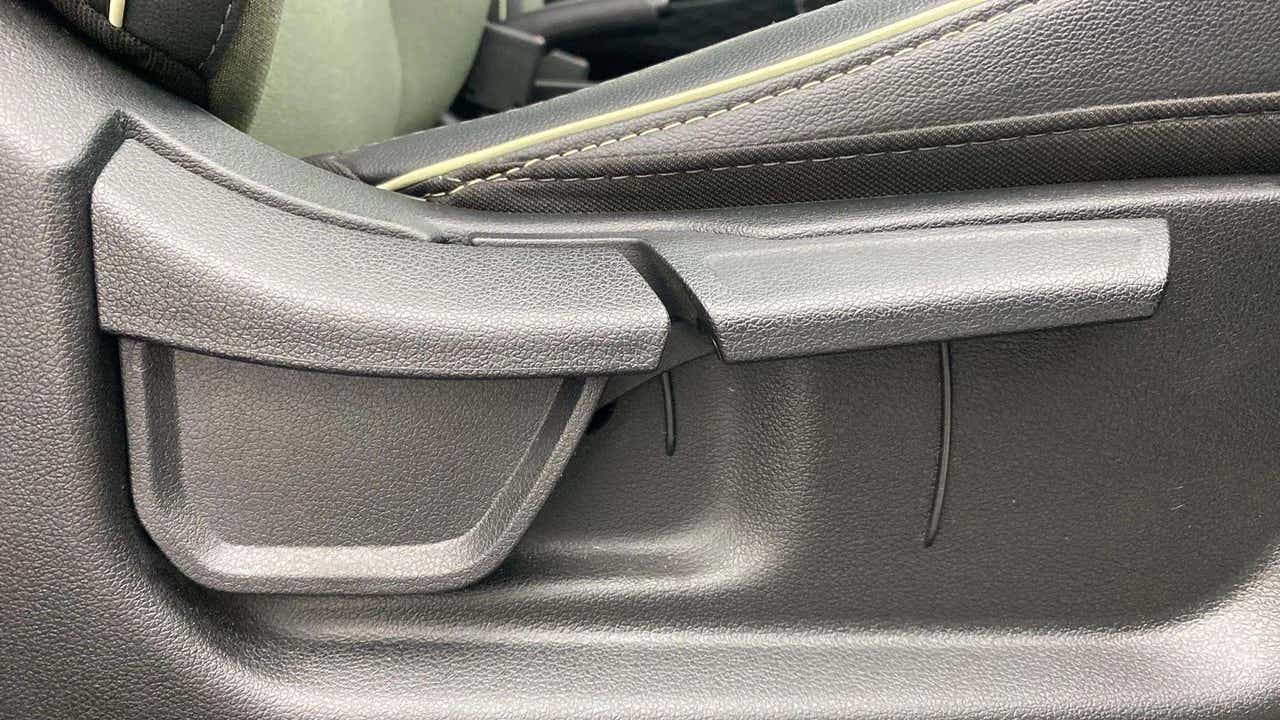 Seat adjuster lever of a Hyundai Creta 2018-2023