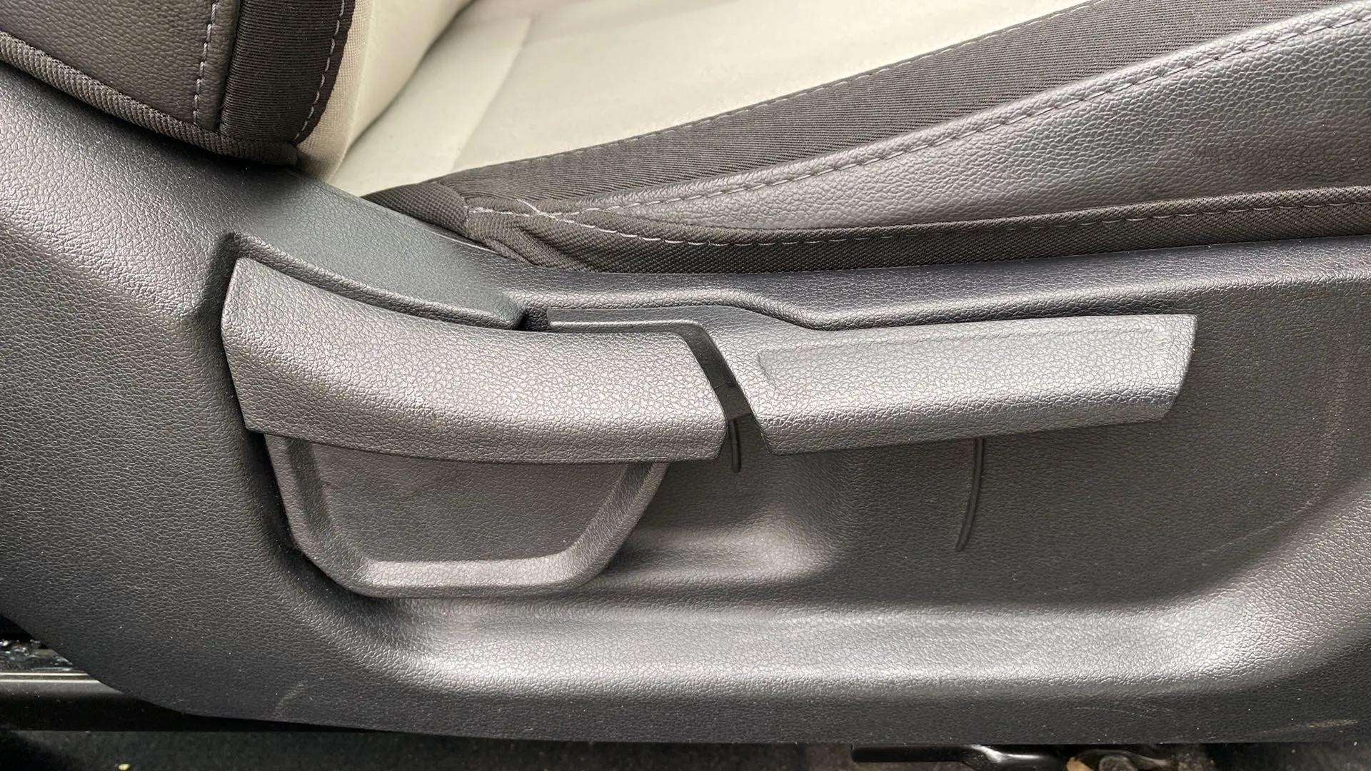 Seat height adjuster lever of a Hyundai Creta 2018-2023