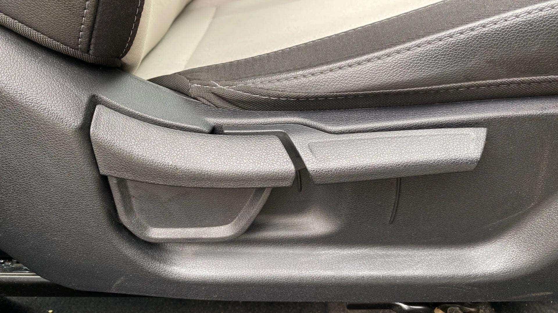 Seat height adjuster lever of a Hyundai Creta 2018-2023