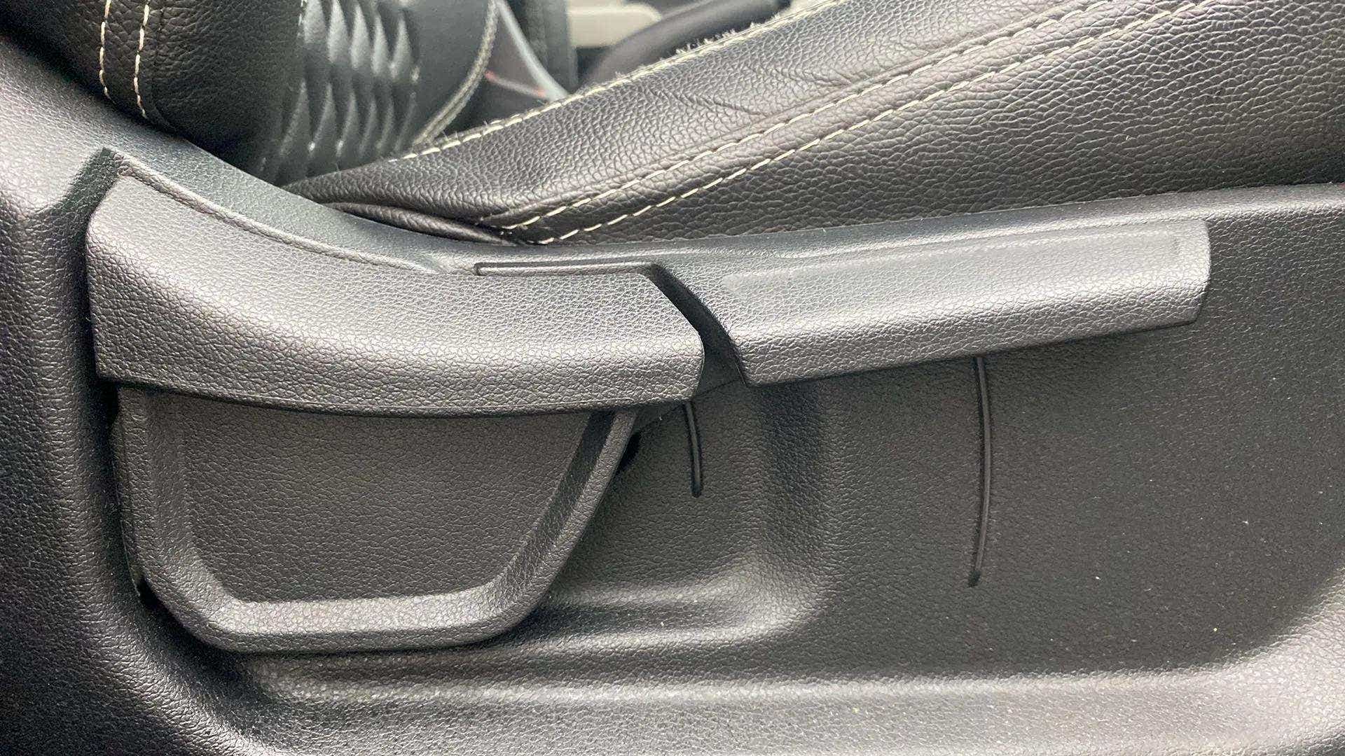 Close-up of seat adjustment lever of a Hyundai Creta 2018-2023