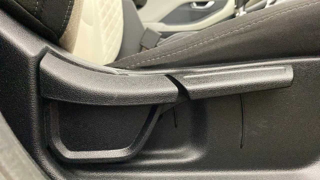 Seat adjustment lever of a Hyundai Creta 2018-2023