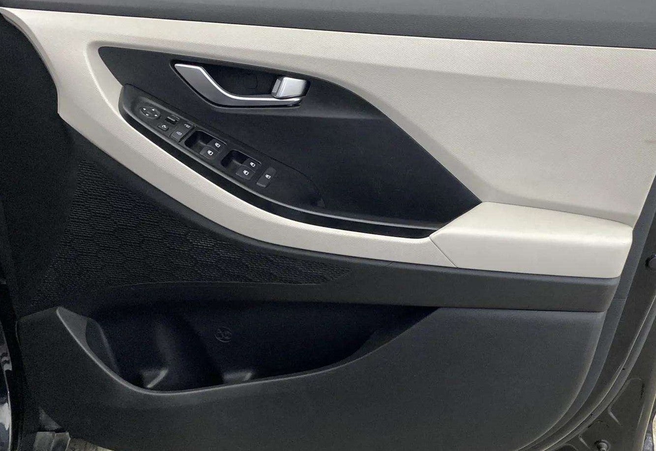 Front driver side door panel of a Hyundai Creta 2018-2023
