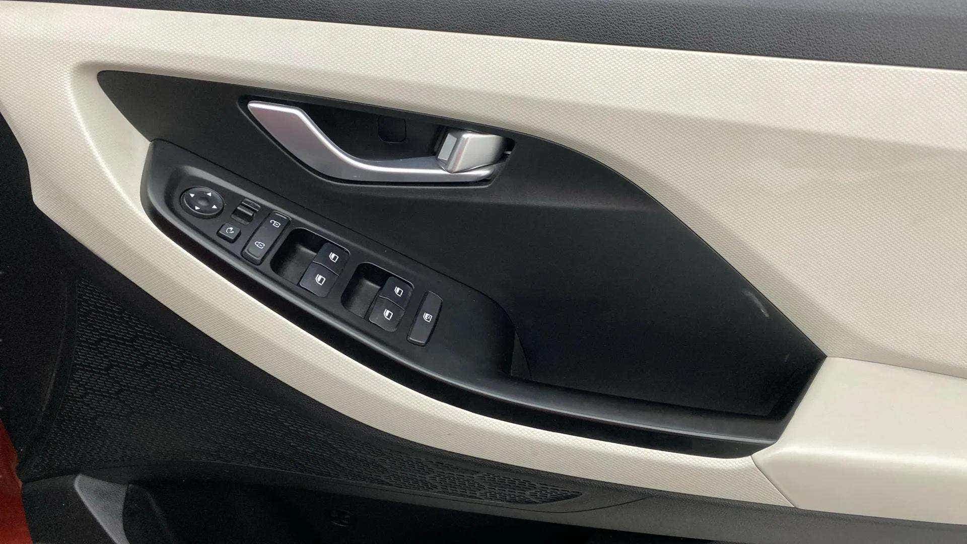 Driver side door controls of a Hyundai Creta 2018-2023