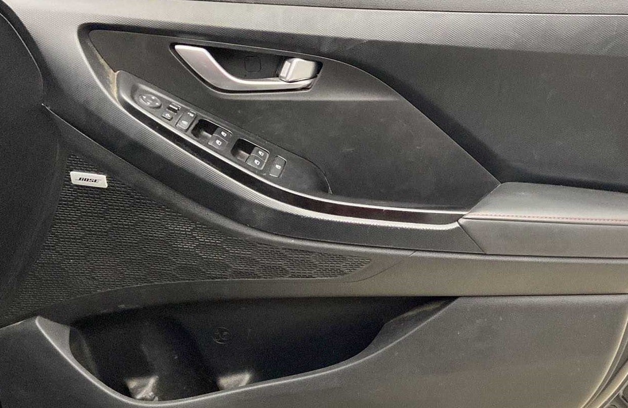 Front driver-side door panel of a Hyundai Creta 2018-2023