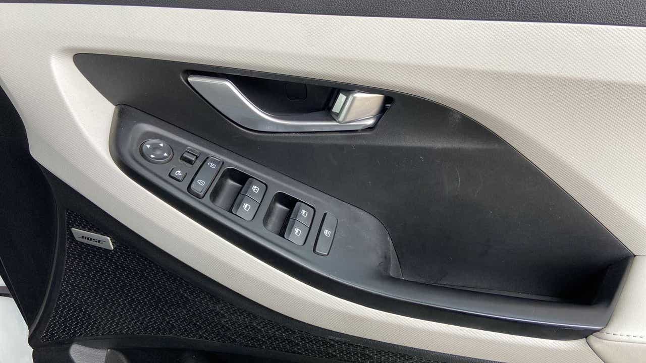 Driver side door controls of a Hyundai Creta 2018-2023
