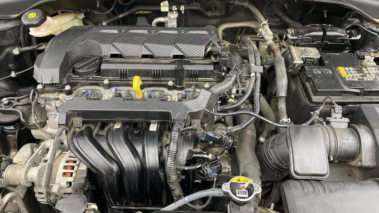 Engine bay of a Hyundai Creta