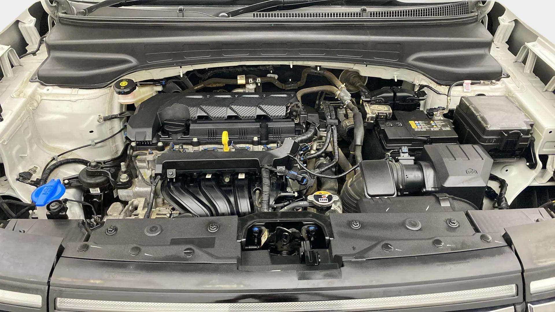 Engine bay of a Hyundai Creta