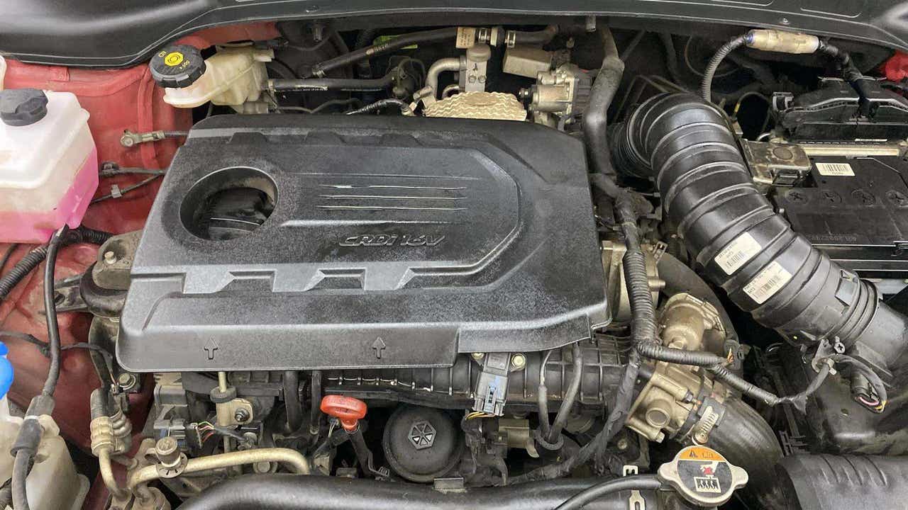 Engine bay view of a Hyundai Creta 2018-2023