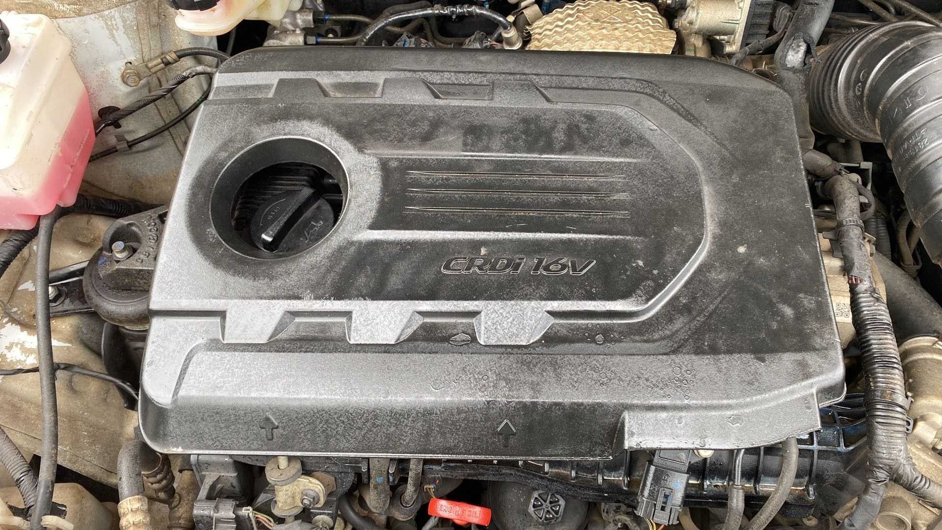 Engine bay of a Hyundai Creta 2018-2023