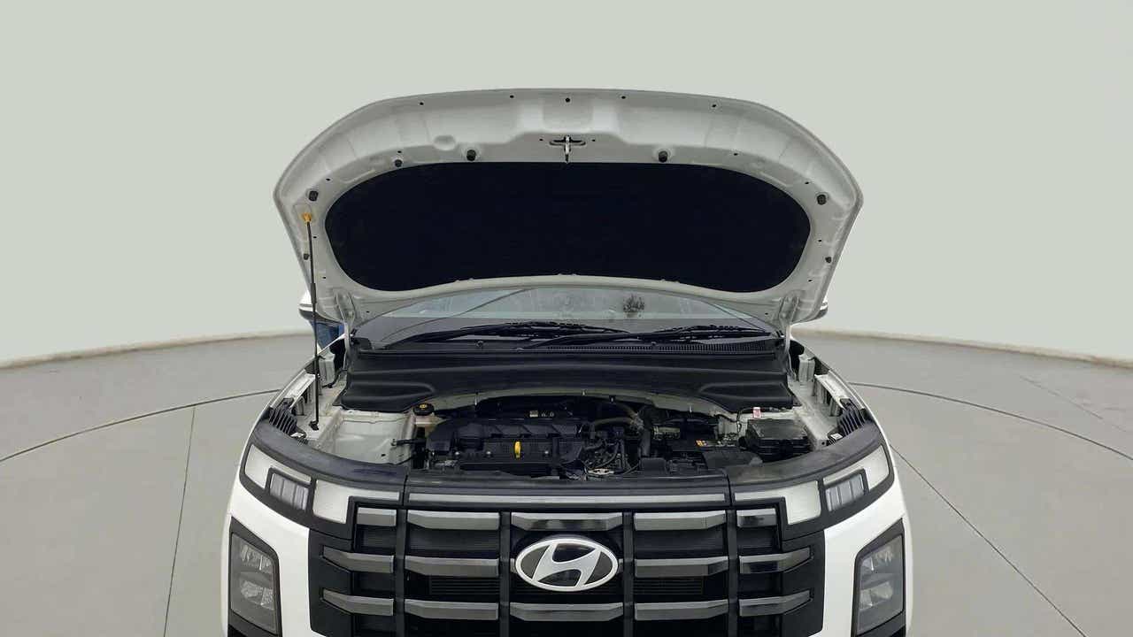 Engine bay view of a Hyundai Creta