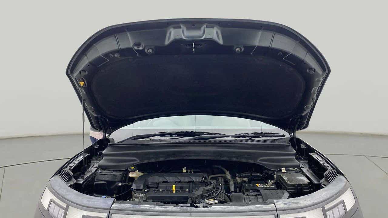 Engine bay view of a Hyundai Creta
