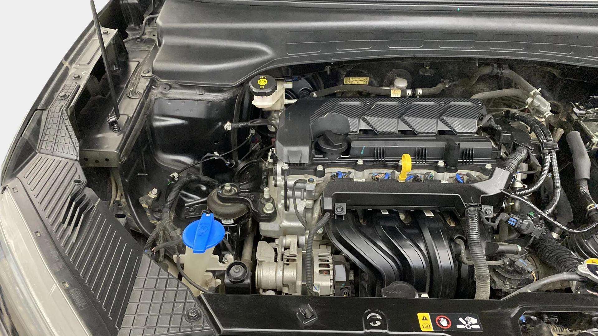 Engine bay of a Hyundai Creta 2018-2023
