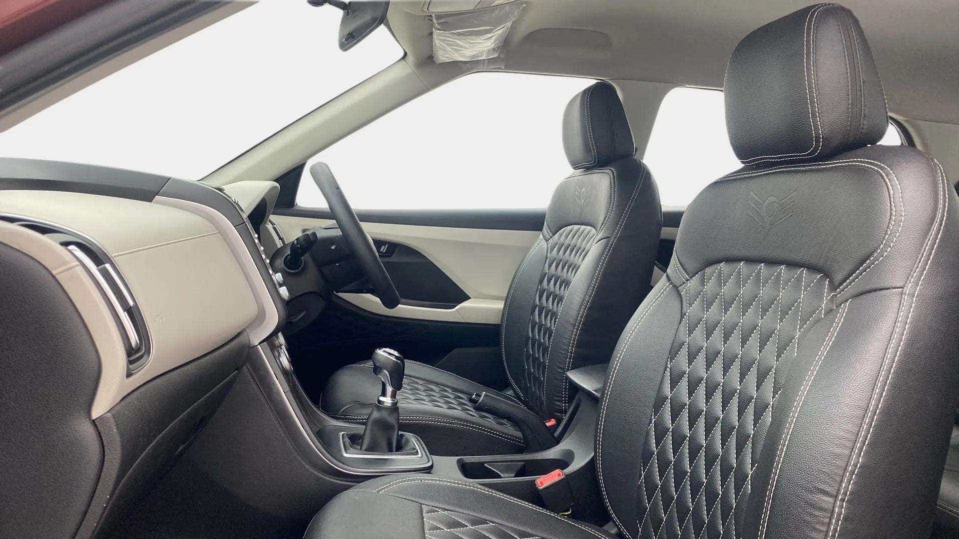 Front interior view of a Hyundai Creta 2018-2023