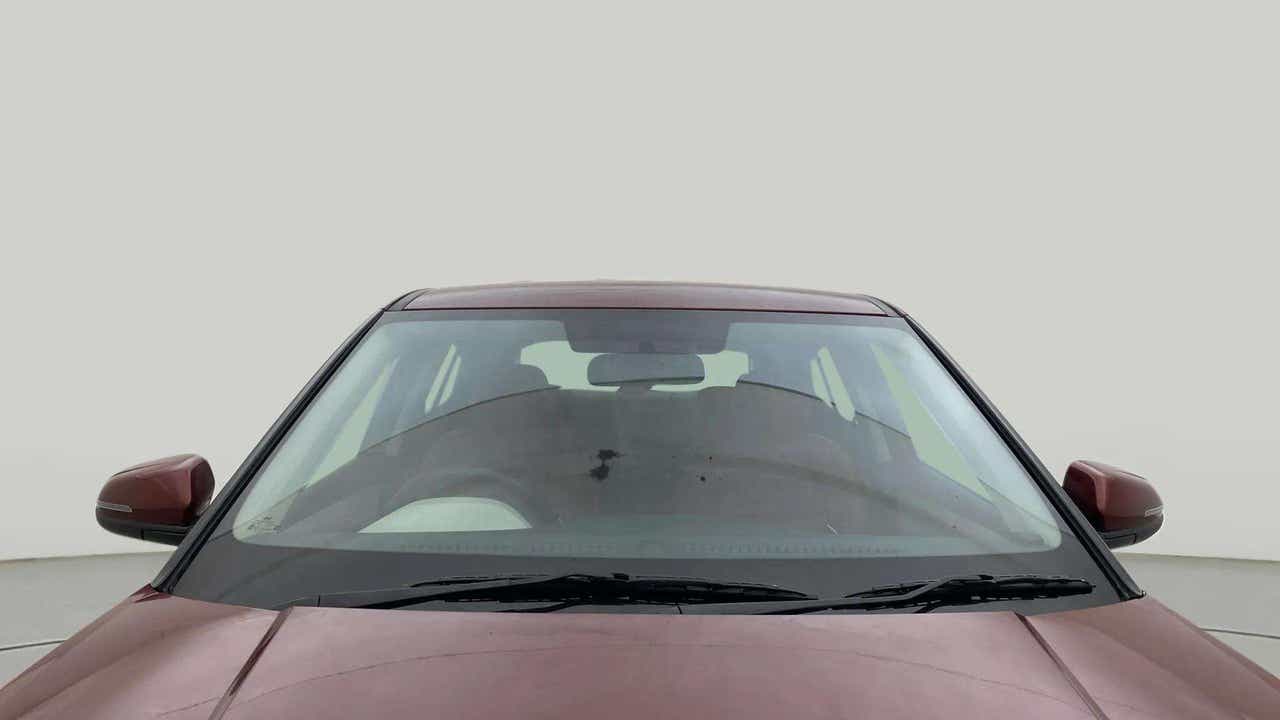 Front windshield view of a Hyundai Creta 2018-2023