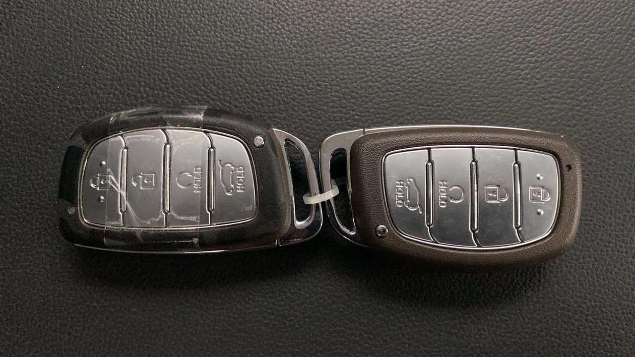Close-up view of car key fobs for a Hyundai Creta 2018-2023