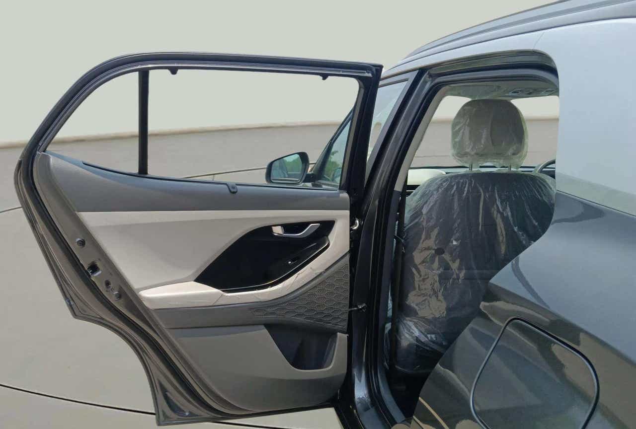 Rear door interior of a Hyundai Creta