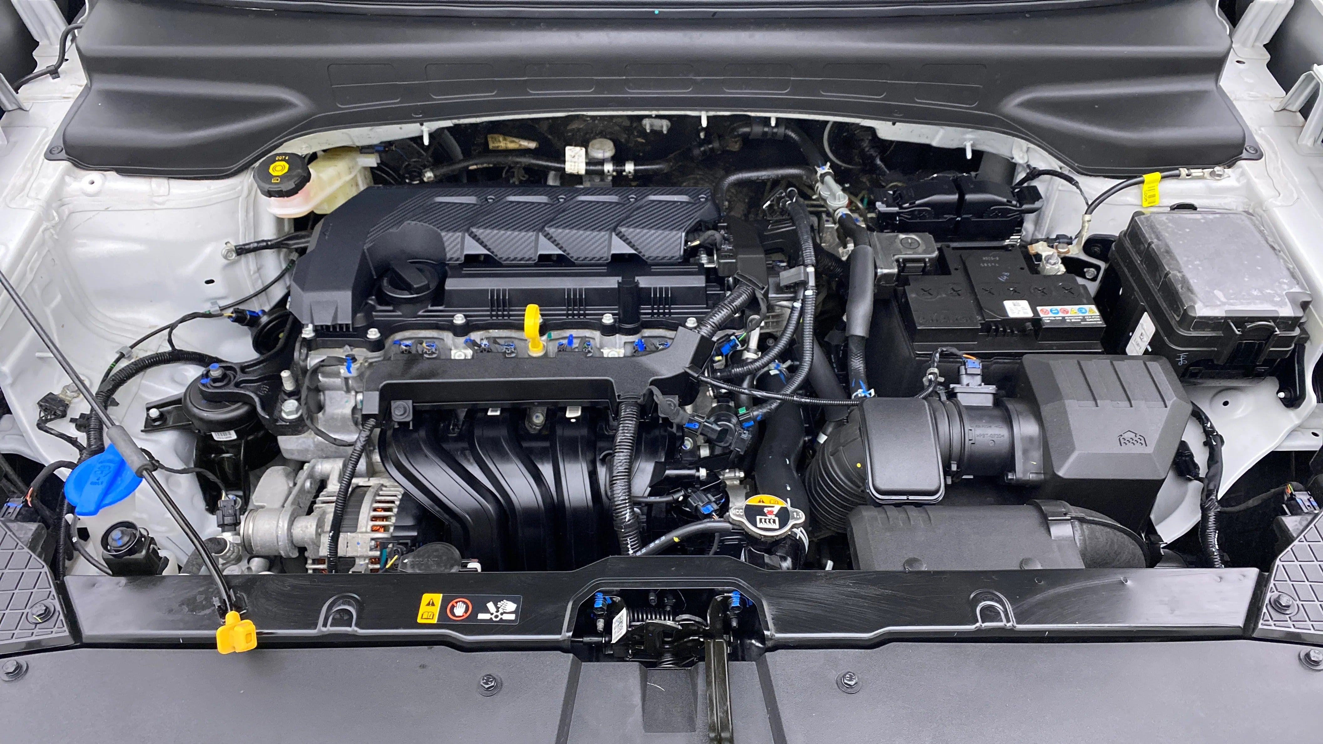 Engine bay of a Hyundai Creta 2018-2023