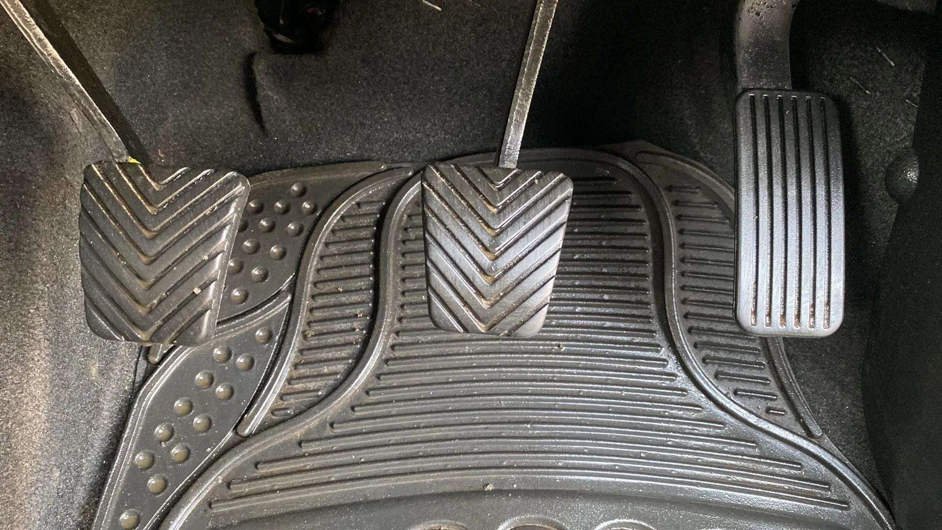 Pedal area of a Hyundai Creta 2018-2023