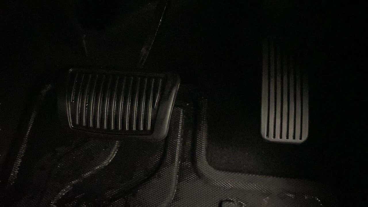 Foot pedals view of a Hyundai Creta 2018-2023