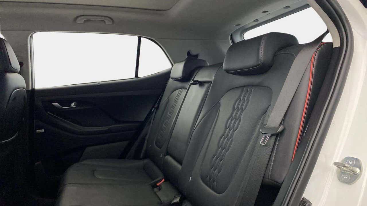 Rear seat view of a Hyundai Creta 2018-2023