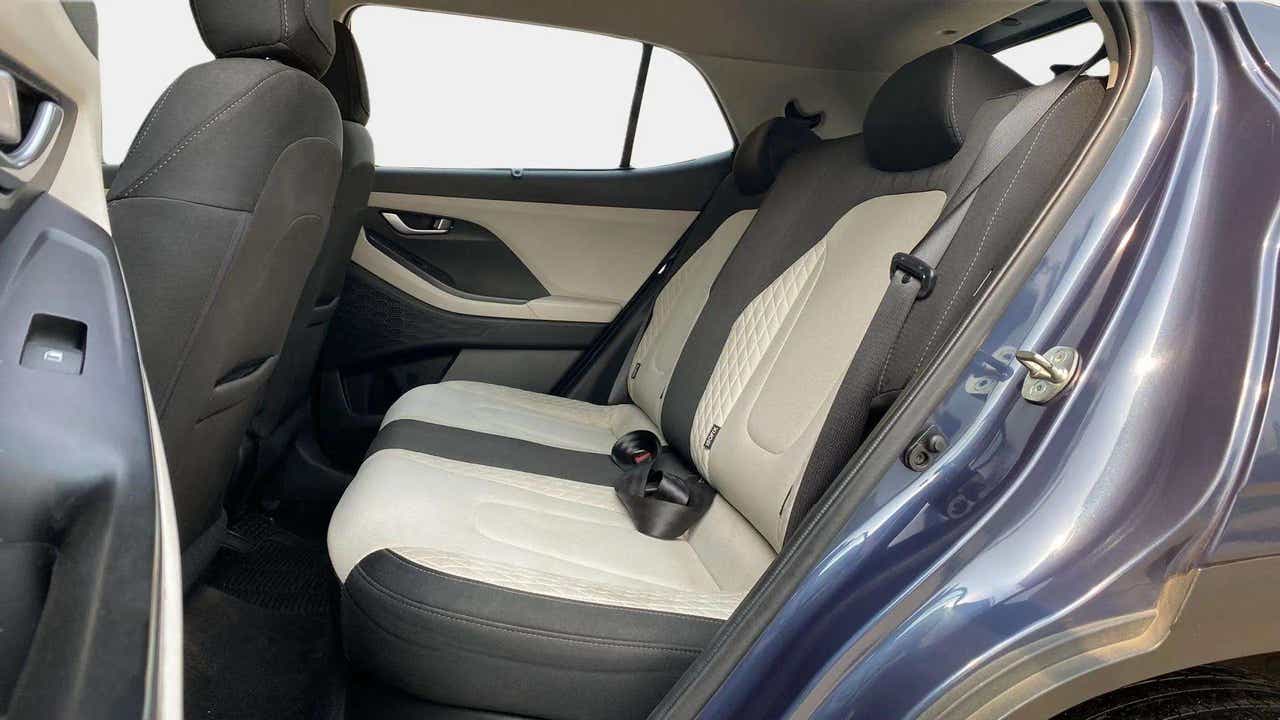 Rear seat view of a Hyundai Creta 2018-2023
