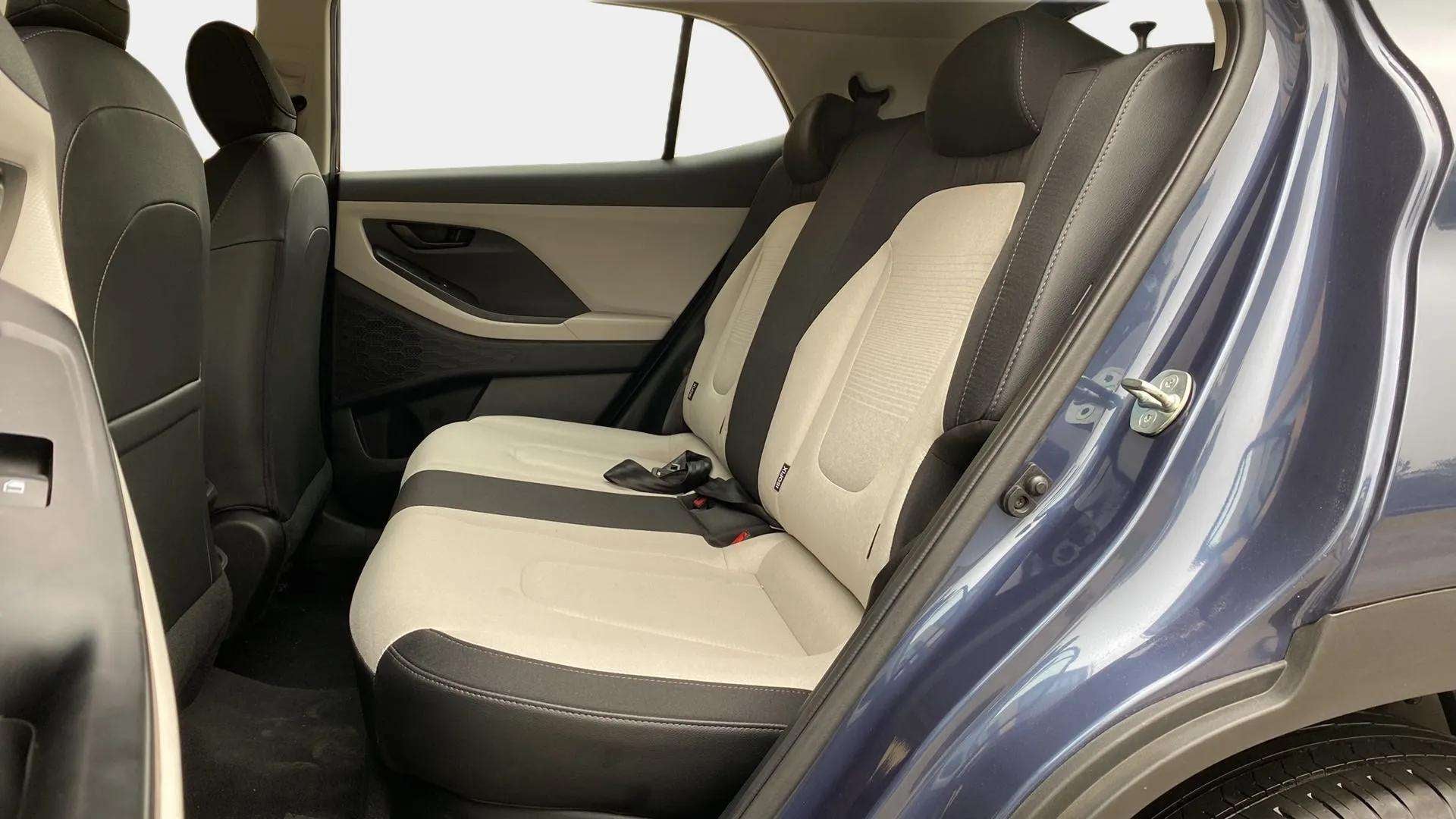 Rear seat view of a Hyundai Creta 2018-2023
