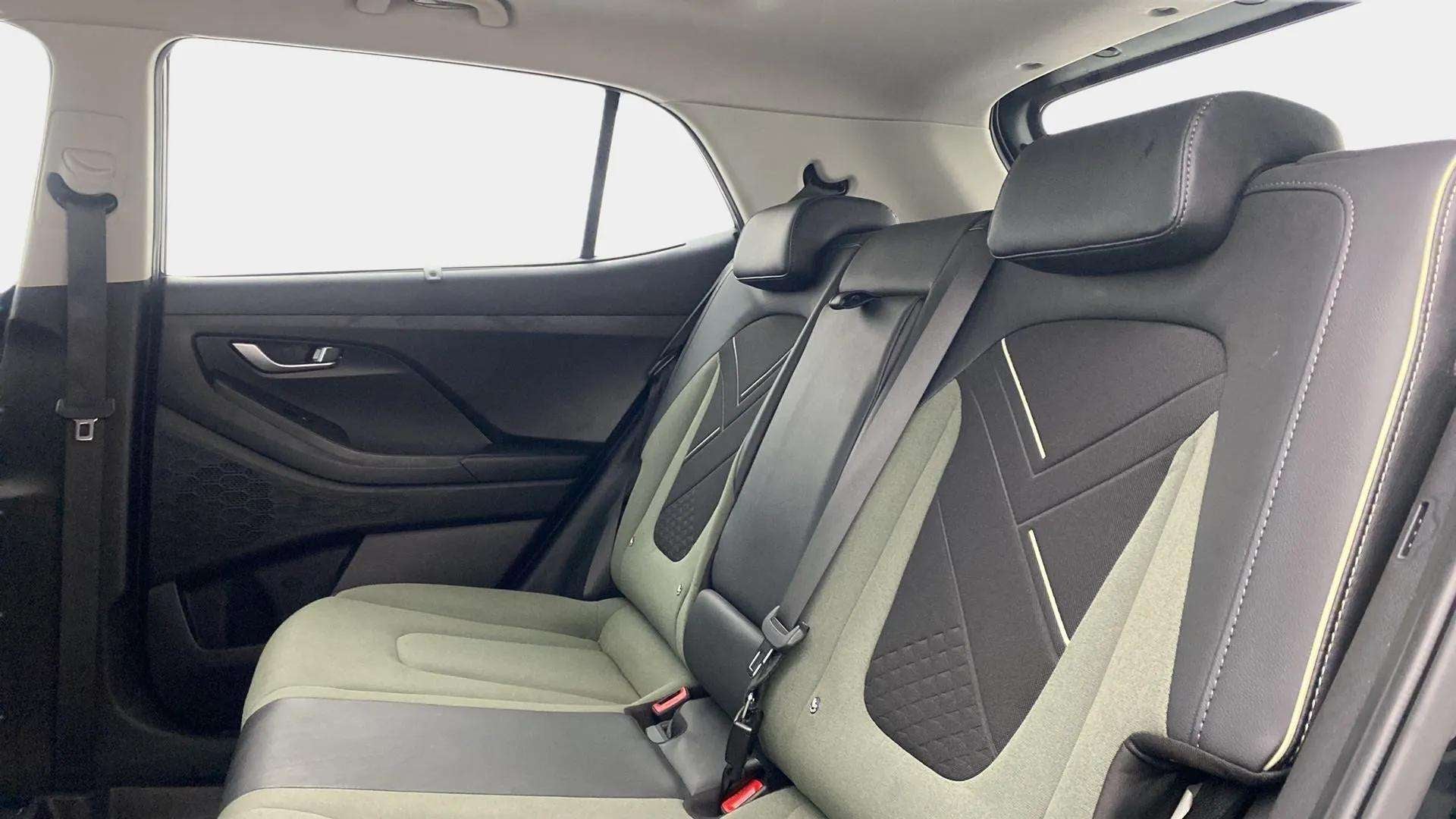 Rear seat view of a Hyundai Creta 2018-2023