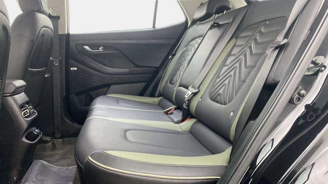 Rear seat view of a Hyundai Creta 2018-2023