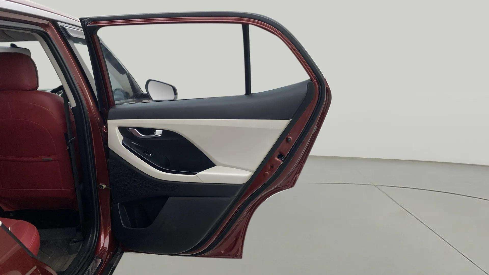 Rear left door and seat view of a Hyundai Creta 2018-2023