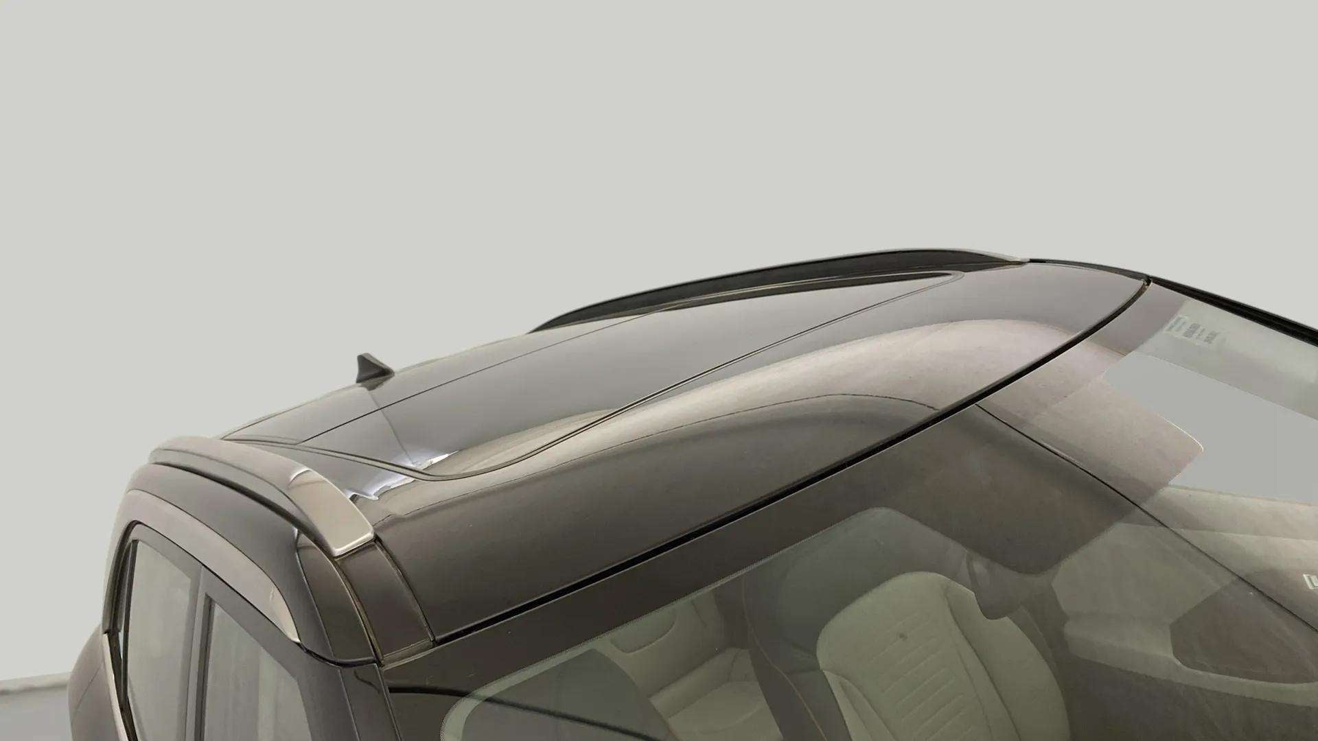 Sunroof view of a Hyundai Creta 2018-2023