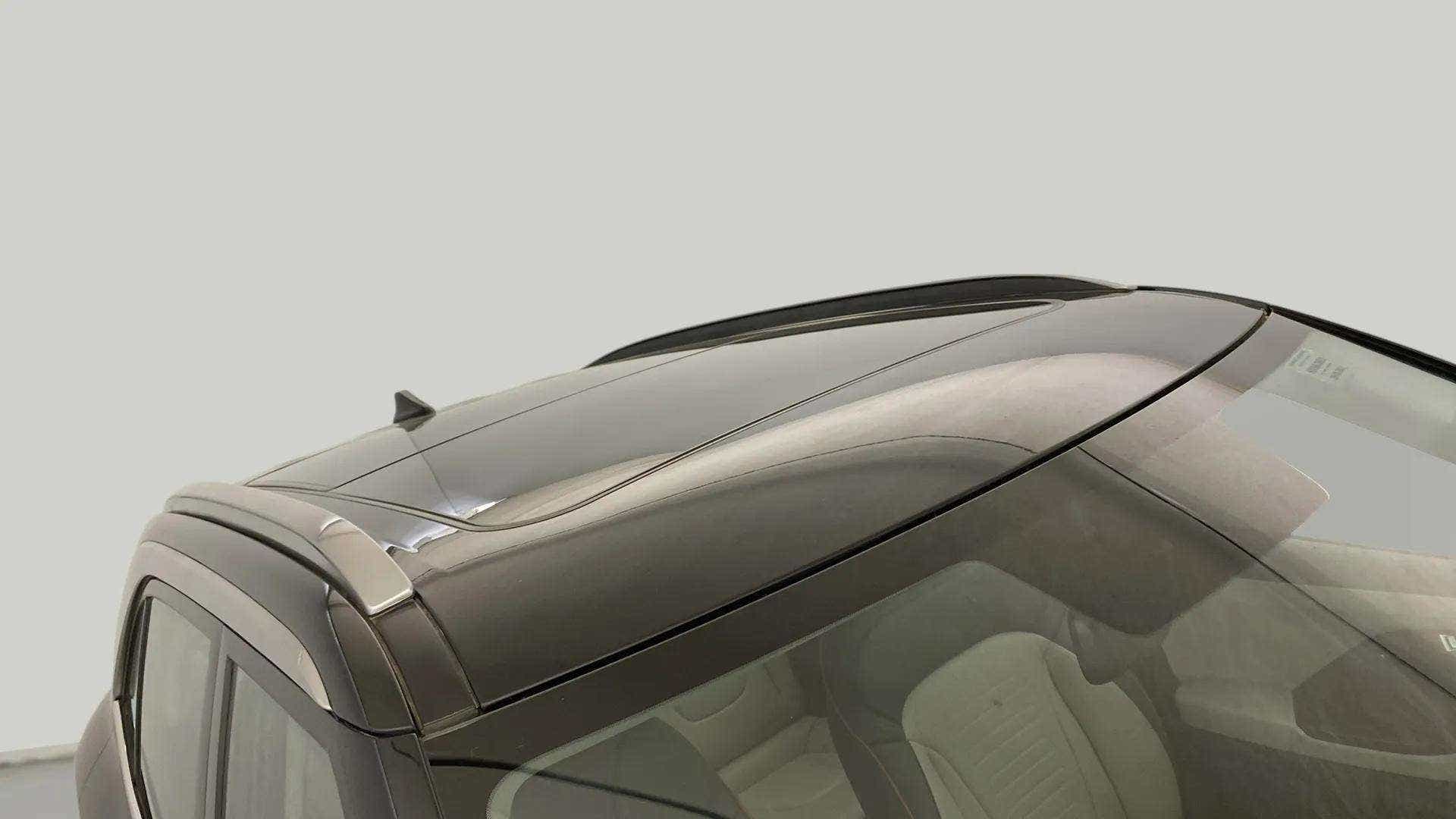 Sunroof view of a Hyundai Creta 2018-2023