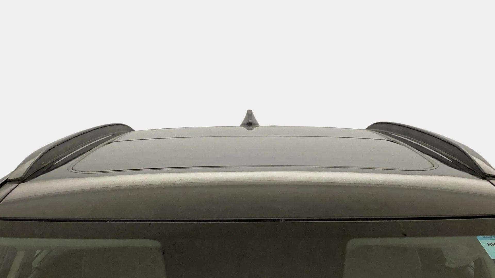 Sunroof and roof rails of a Hyundai Creta 2018-2023