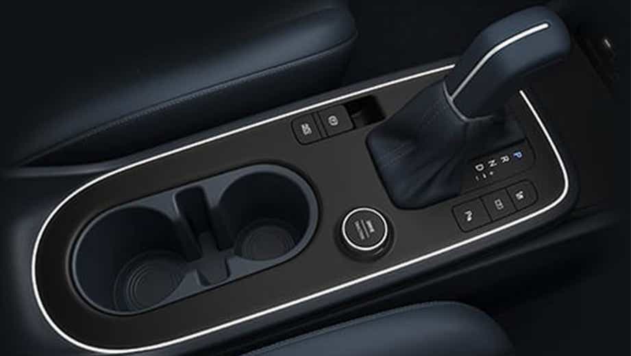 Gear shifter and cupholders of a Hyundai Venue Facelift