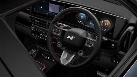 Dashboard and steering wheel of a Hyundai Venue N Line Facelift
