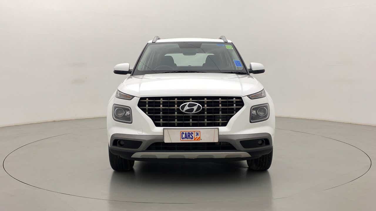 Front view of a Atlas White Hyundai Venue
