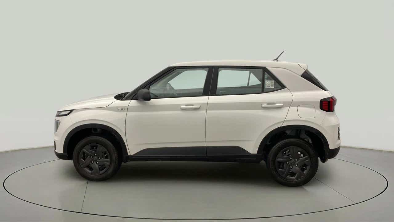 Side view of a Hyundai Venue