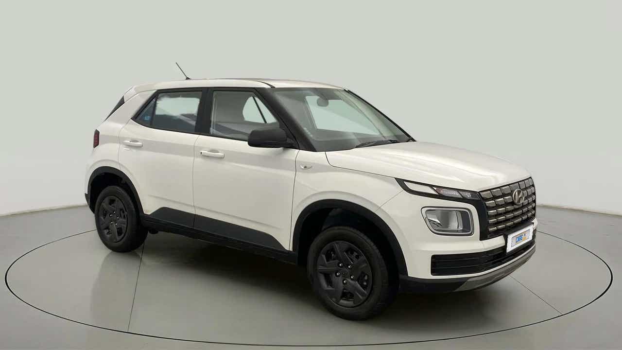 Front three-quarter view of a Hyundai Venue