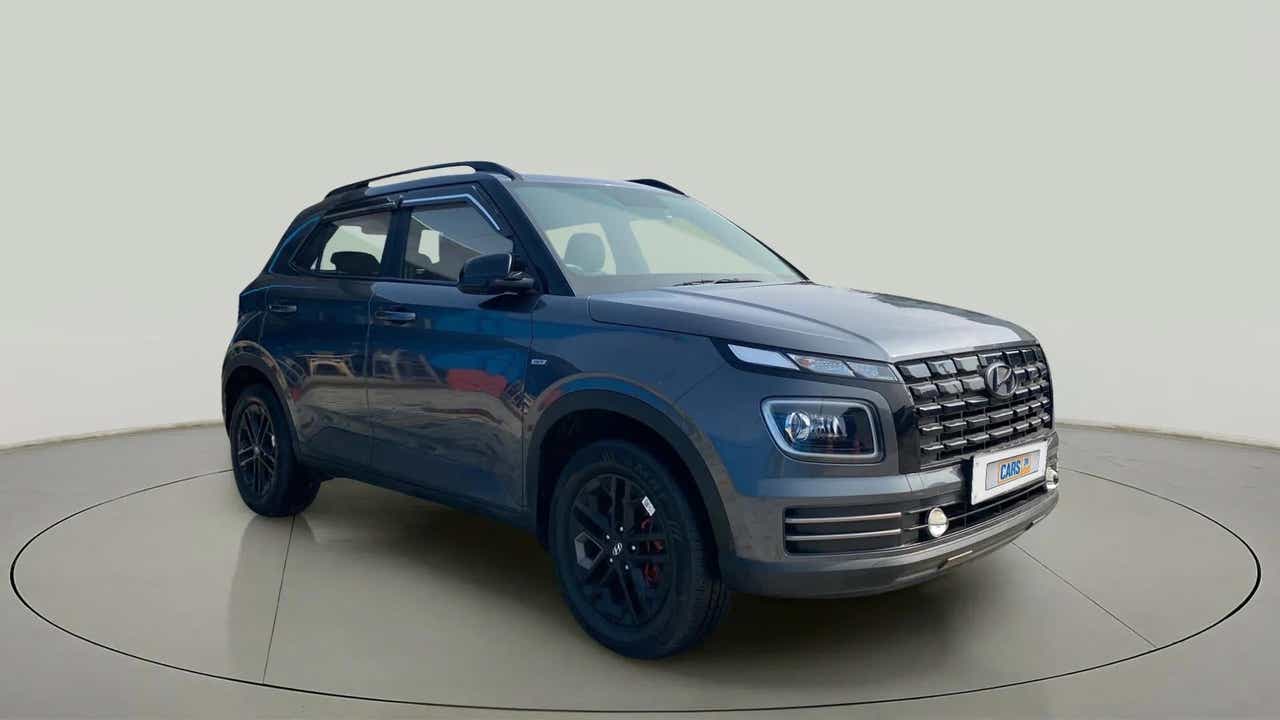 Front three-quarter view of a Hyundai Venue