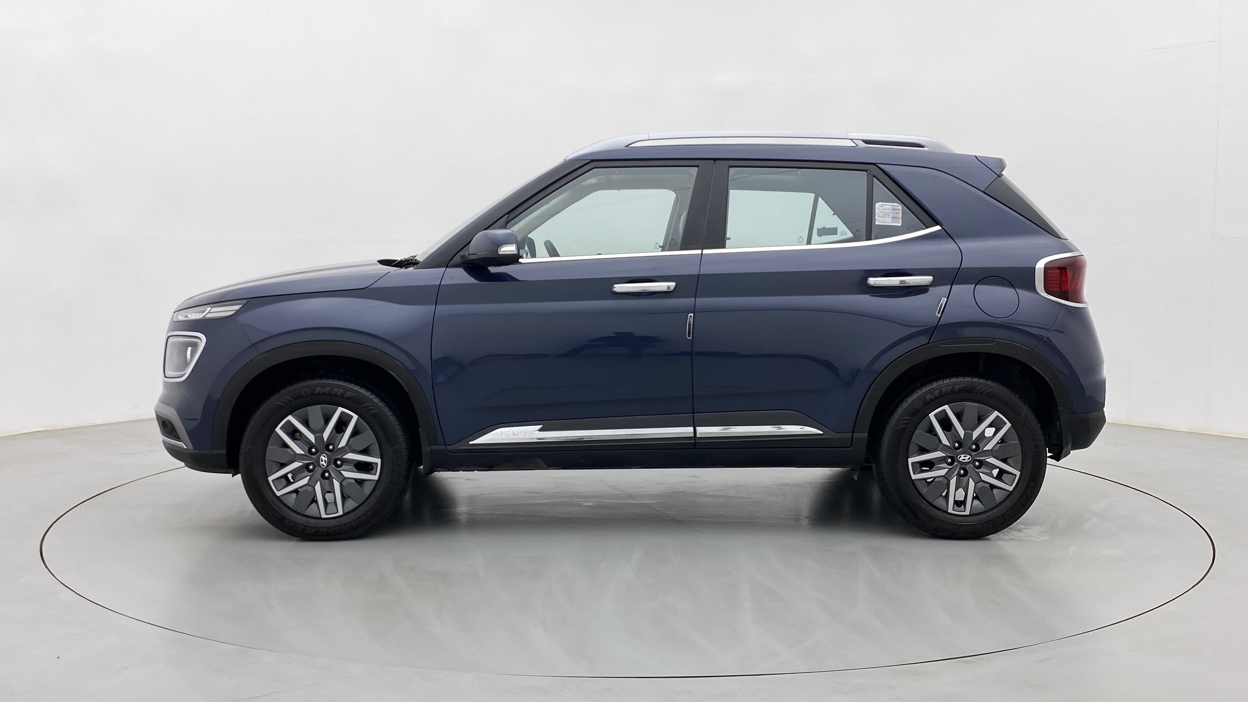 Side view of a Hyundai Venue