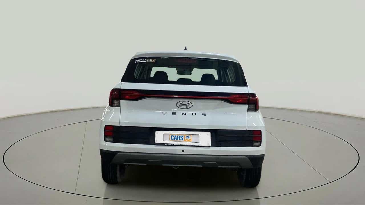 Rear view of a Atlas White Hyundai Venue