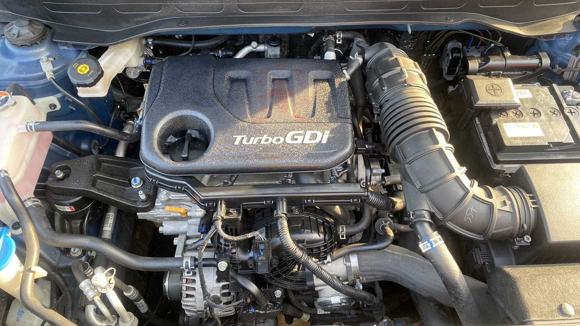 Engine bay of a Hyundai Venue Turbo GDi