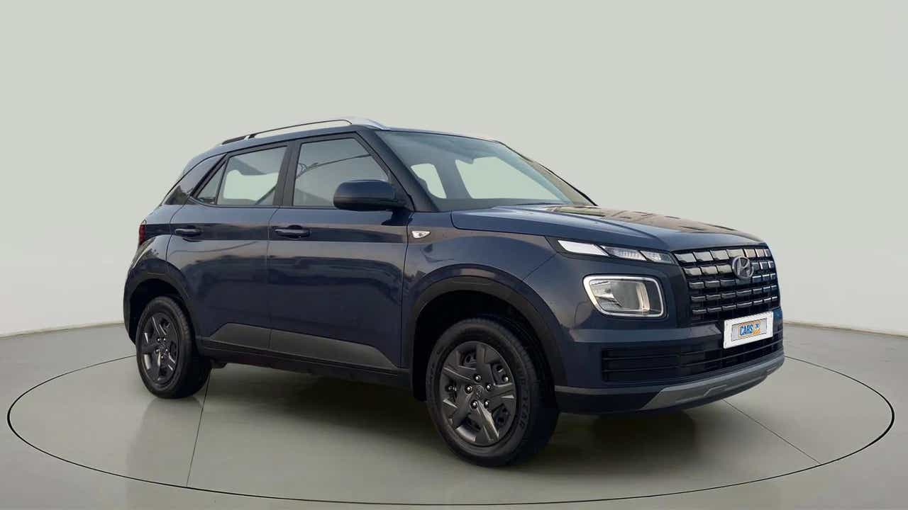 Front three-quarter view of a Hyundai Venue